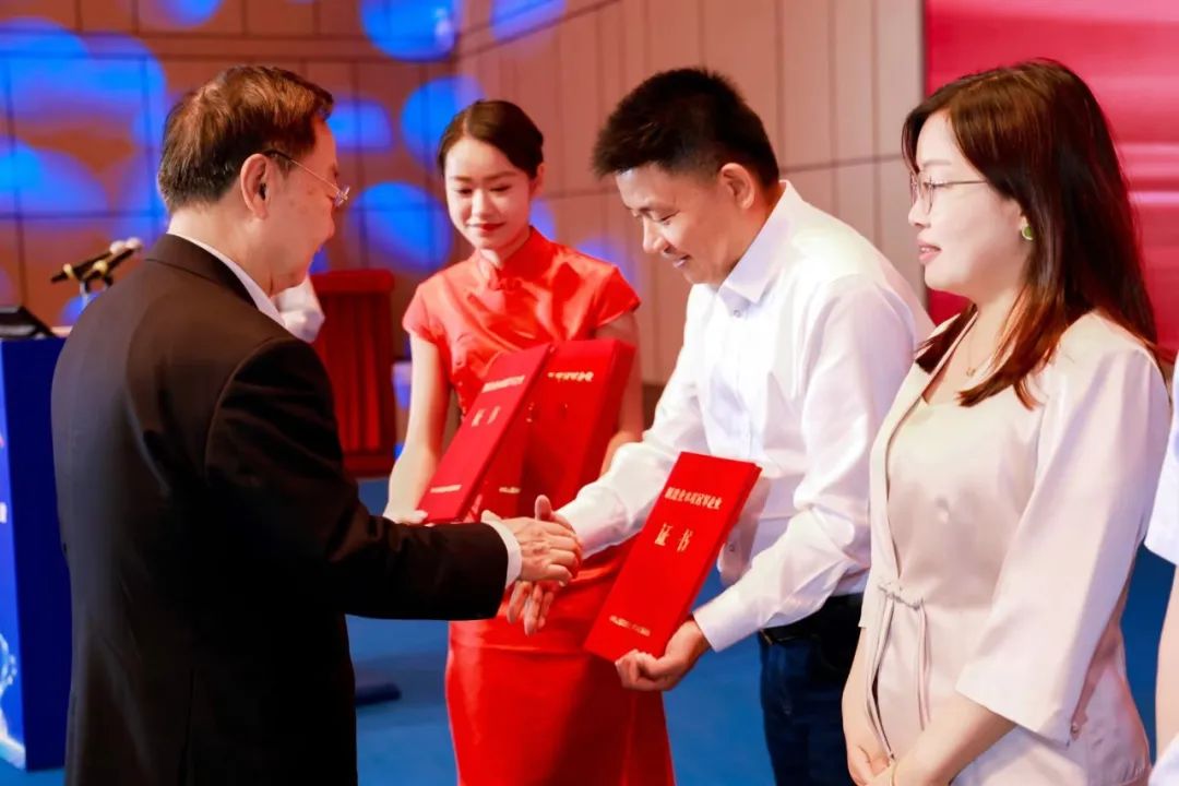 凯泉清水离心泵荣获国家级荣誉